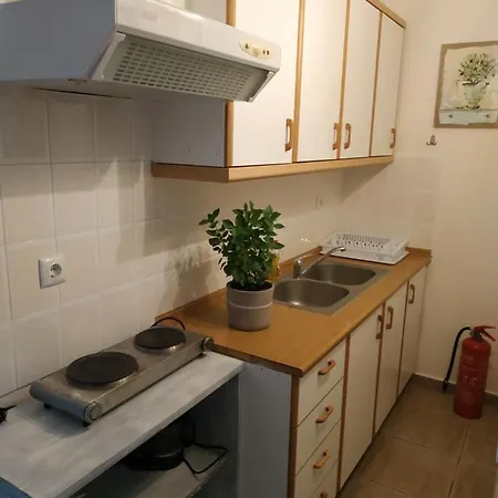 Apartment Mpouketo