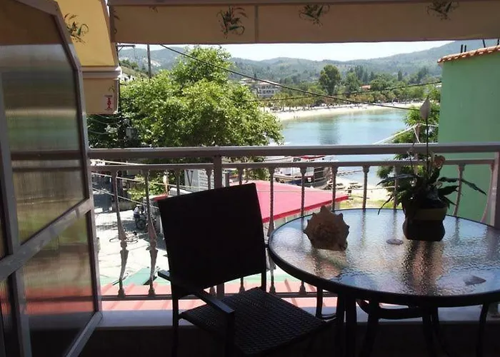 Mpouketo Apartamento