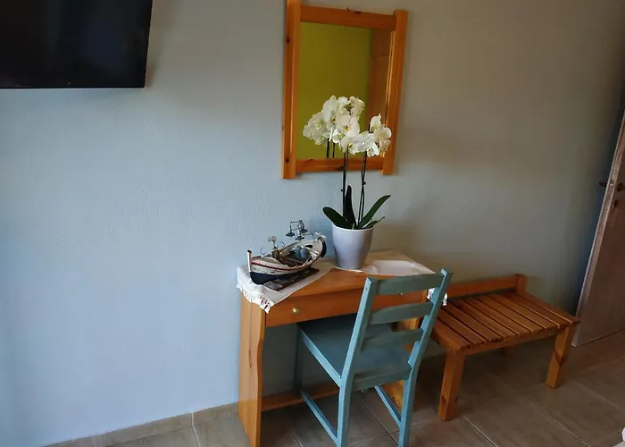 Mpouketo Apartamento