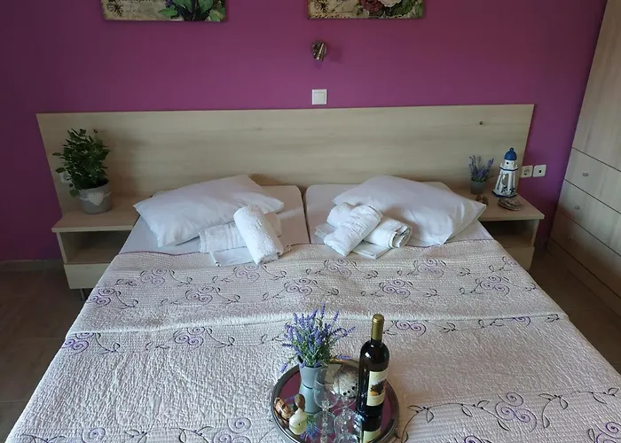 Apartment Mpouketo *